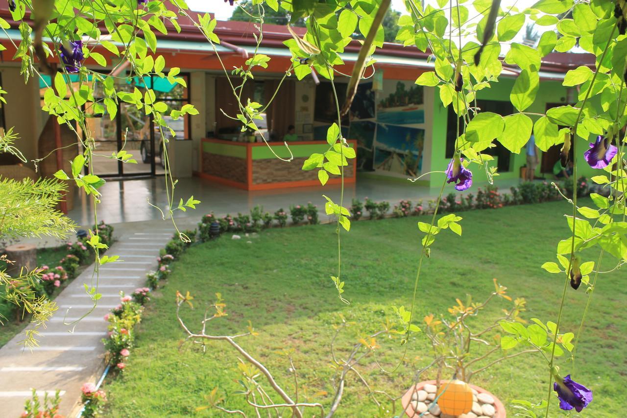 Green Park Tourist Inn Puerto Princesa Exterior foto